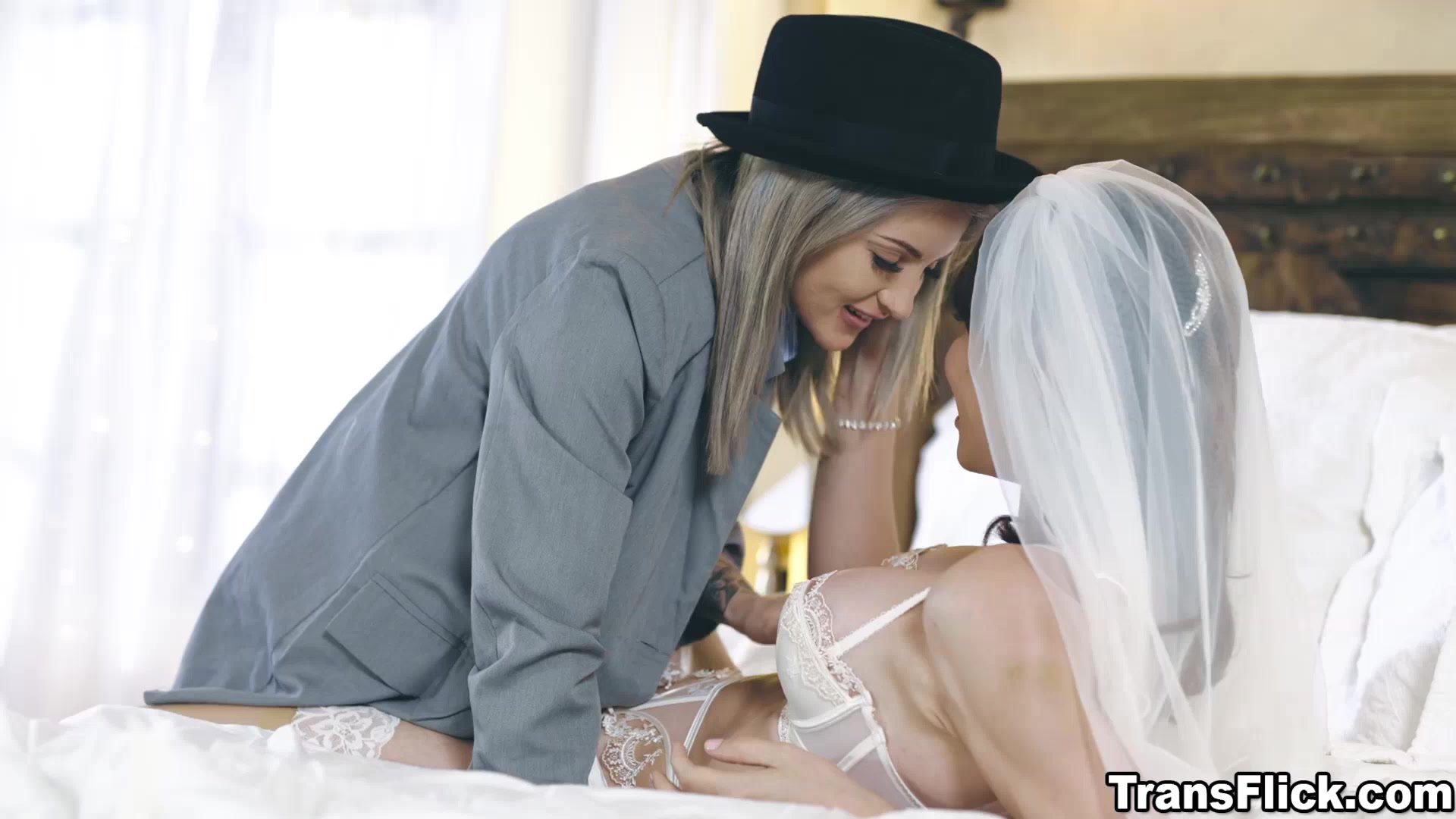 Transgender bride fucked by a photographer