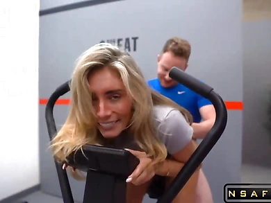 Bonnie Blues Cheating Wife Workout Stretched and Satisfied by Her Perverted PT vol2